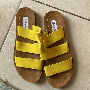 Steve Madden Women's Pascale Sandal Yellow 6.5